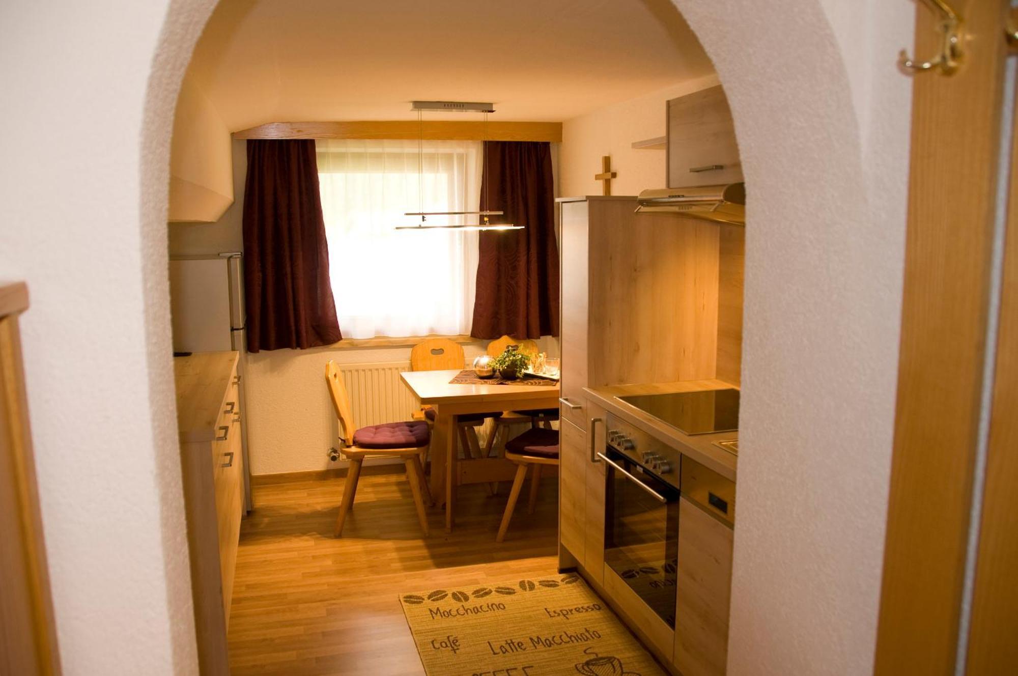 Haus Astoria Apartment ซังคท์เลออนฮาร์ด อิม พิทซ์ทัล ภายนอก รูปภาพ