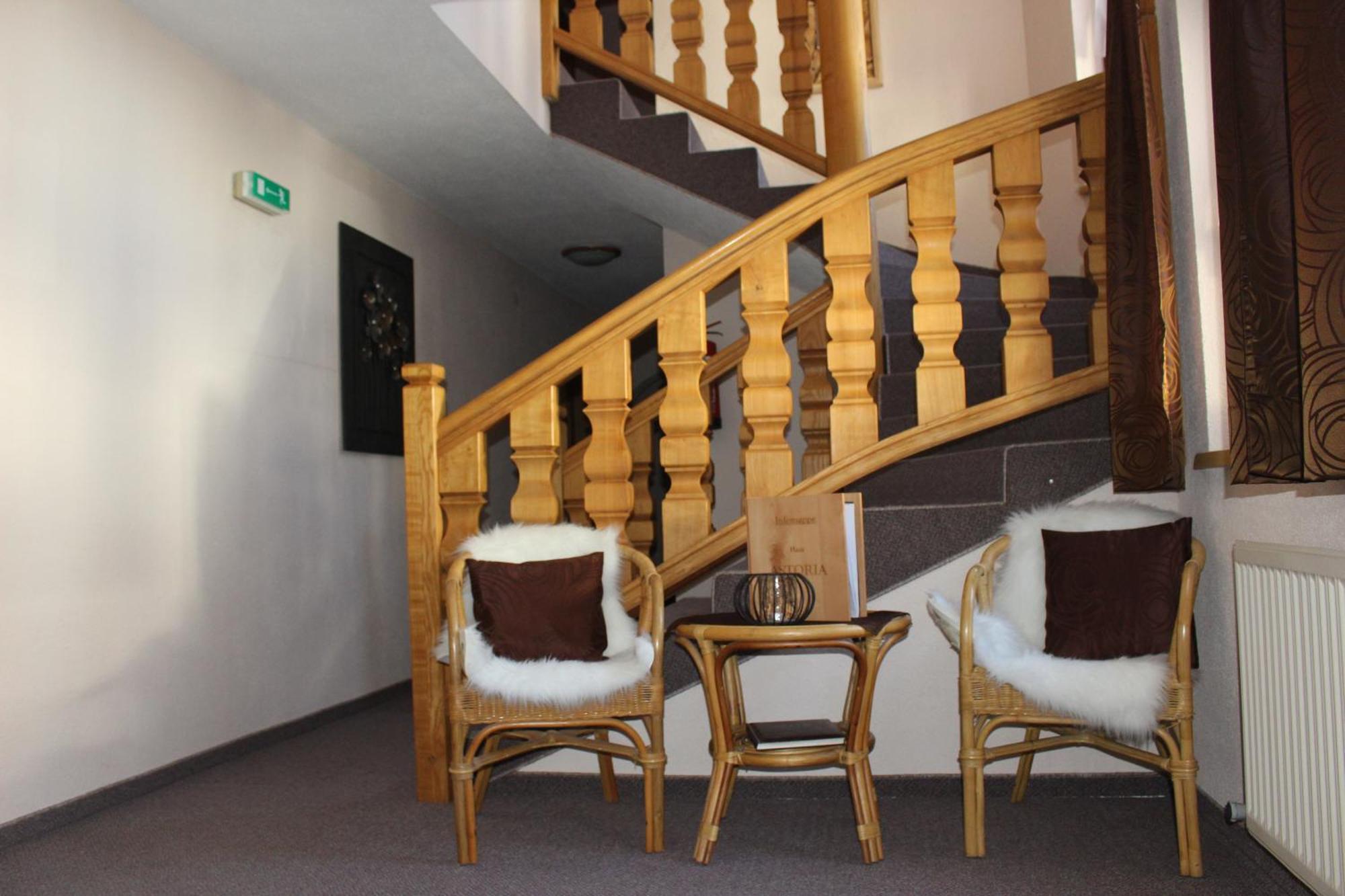 Haus Astoria Apartment ซังคท์เลออนฮาร์ด อิม พิทซ์ทัล ภายนอก รูปภาพ