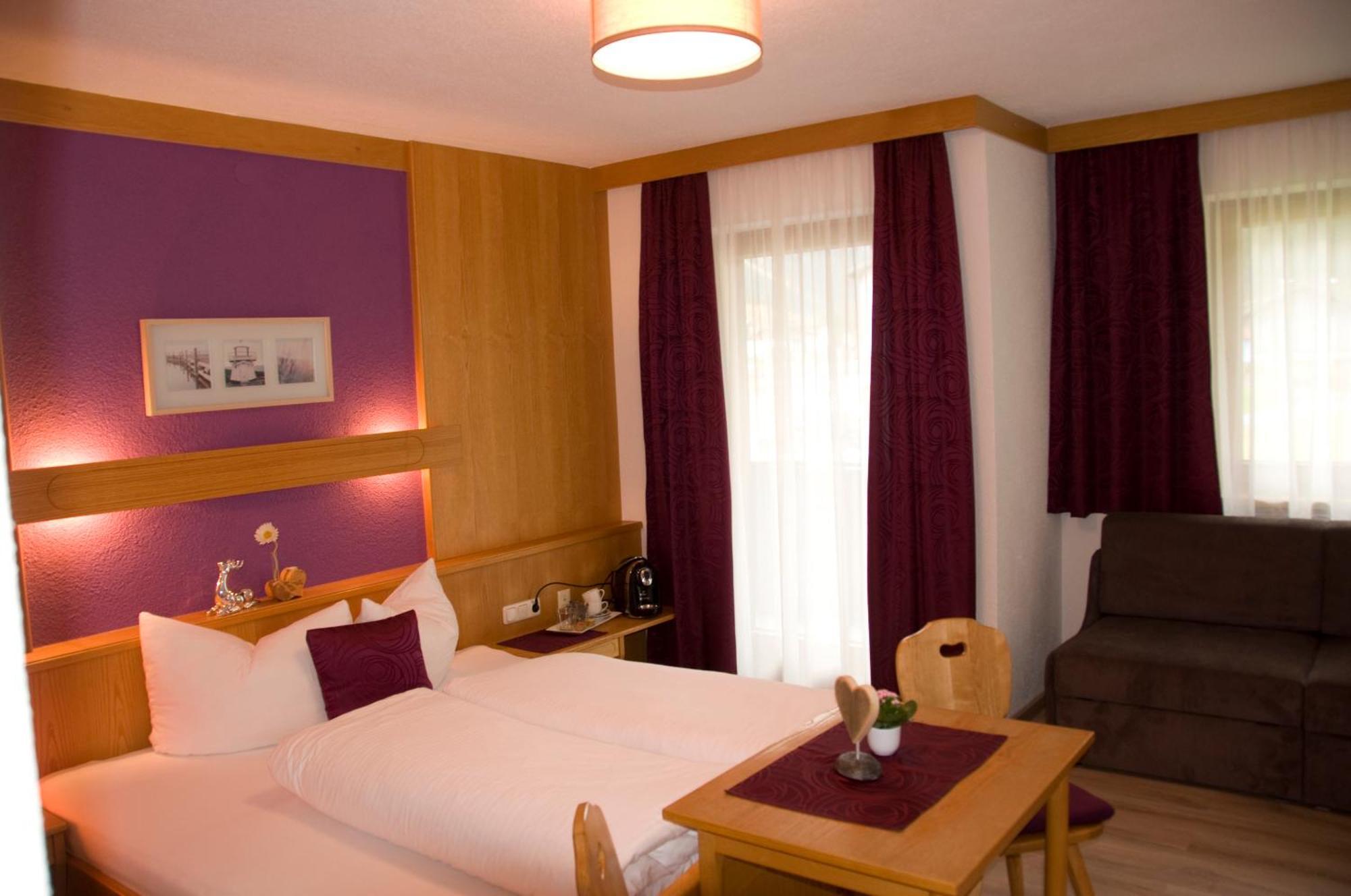 Haus Astoria Apartment ซังคท์เลออนฮาร์ด อิม พิทซ์ทัล ภายนอก รูปภาพ